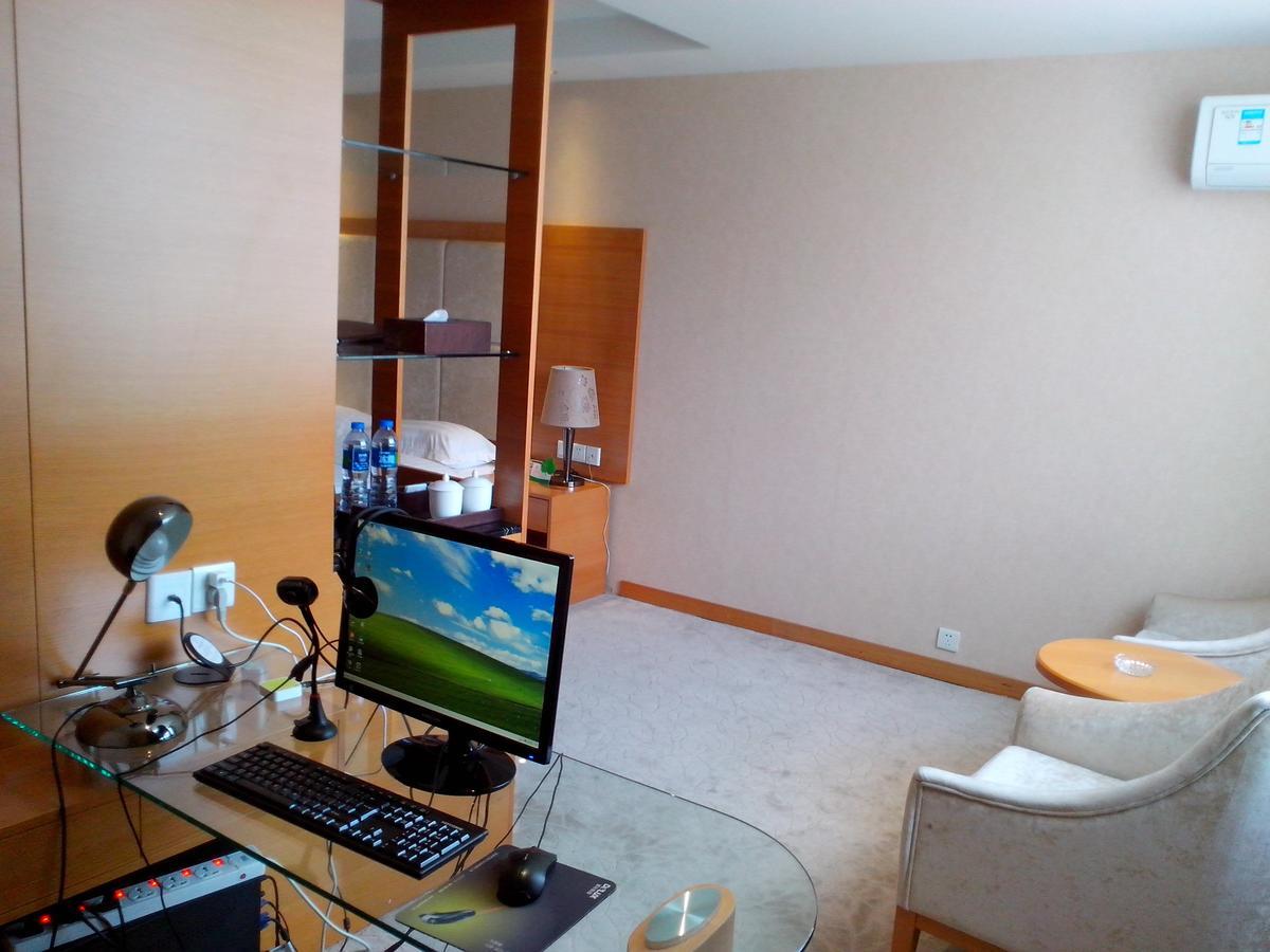 Shenzhen Huamao Aviation Hotel Bagian luar foto