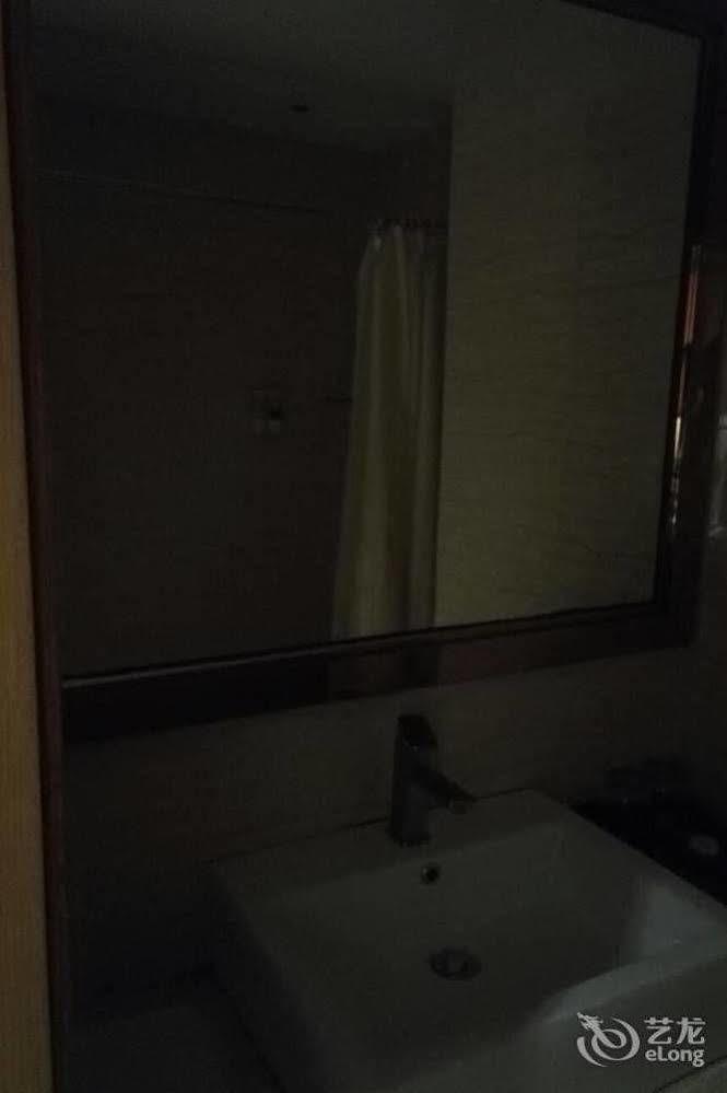 Shenzhen Huamao Aviation Hotel Bagian luar foto