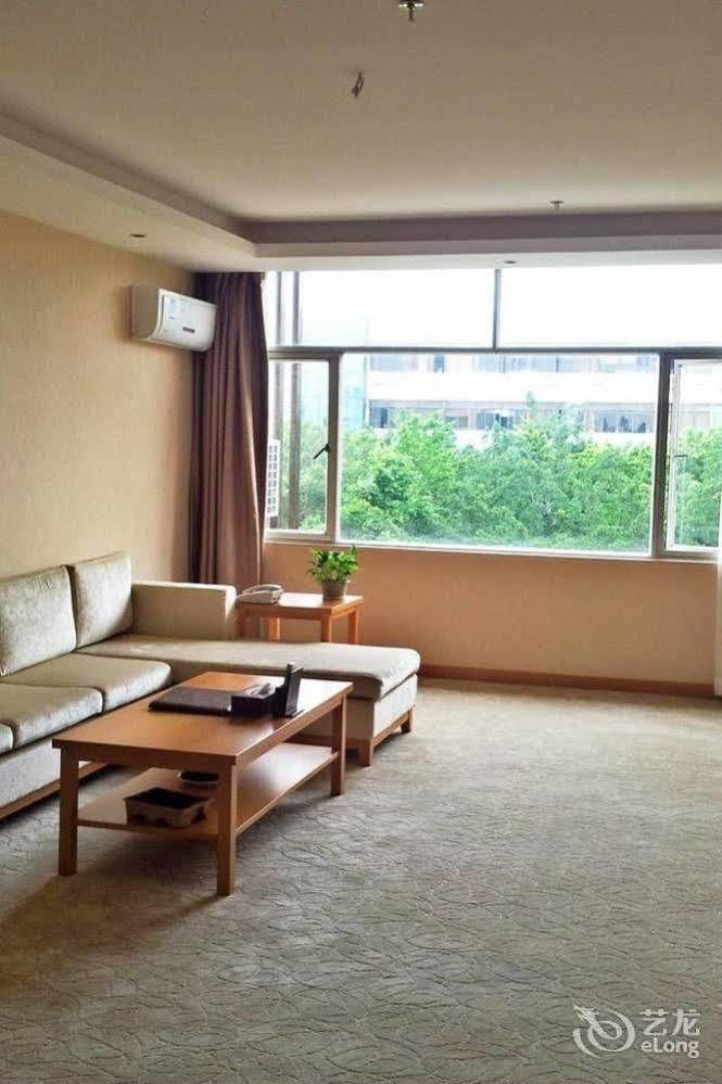 Shenzhen Huamao Aviation Hotel Bagian luar foto