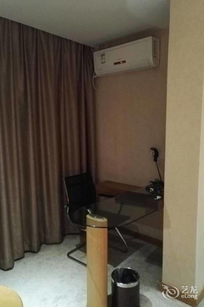 Shenzhen Huamao Aviation Hotel Bagian luar foto